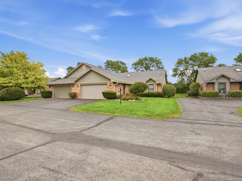 3126 Lakeview Court, Unit 3126, Springfield, OH 45503 Photo 3