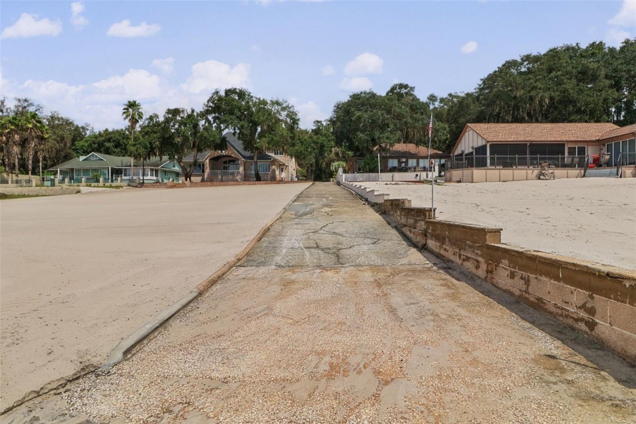 1857 State Road 20, Unit 107, Hawthorne, FL 32640 Photo
