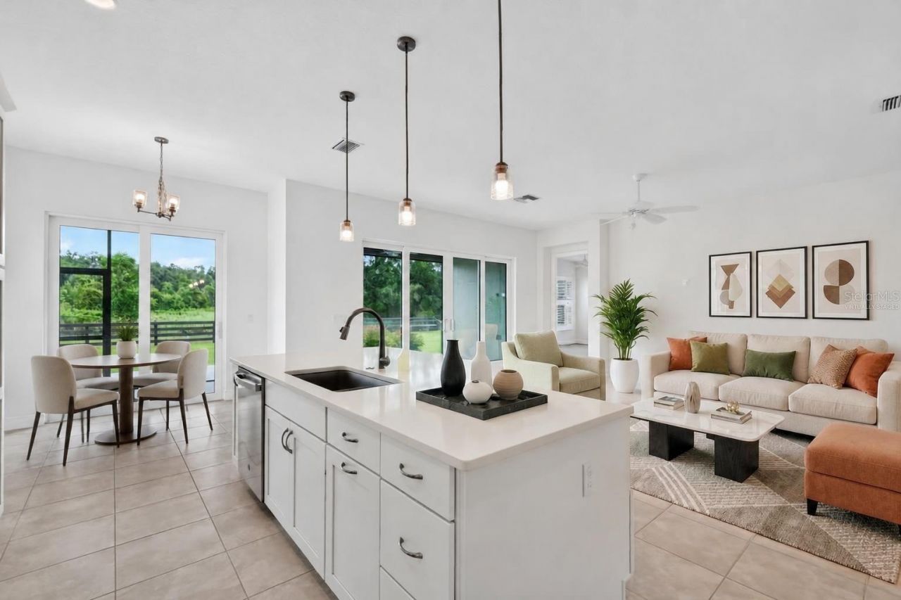 654 Shivers Loop, The Villages, FL 34762 Photo