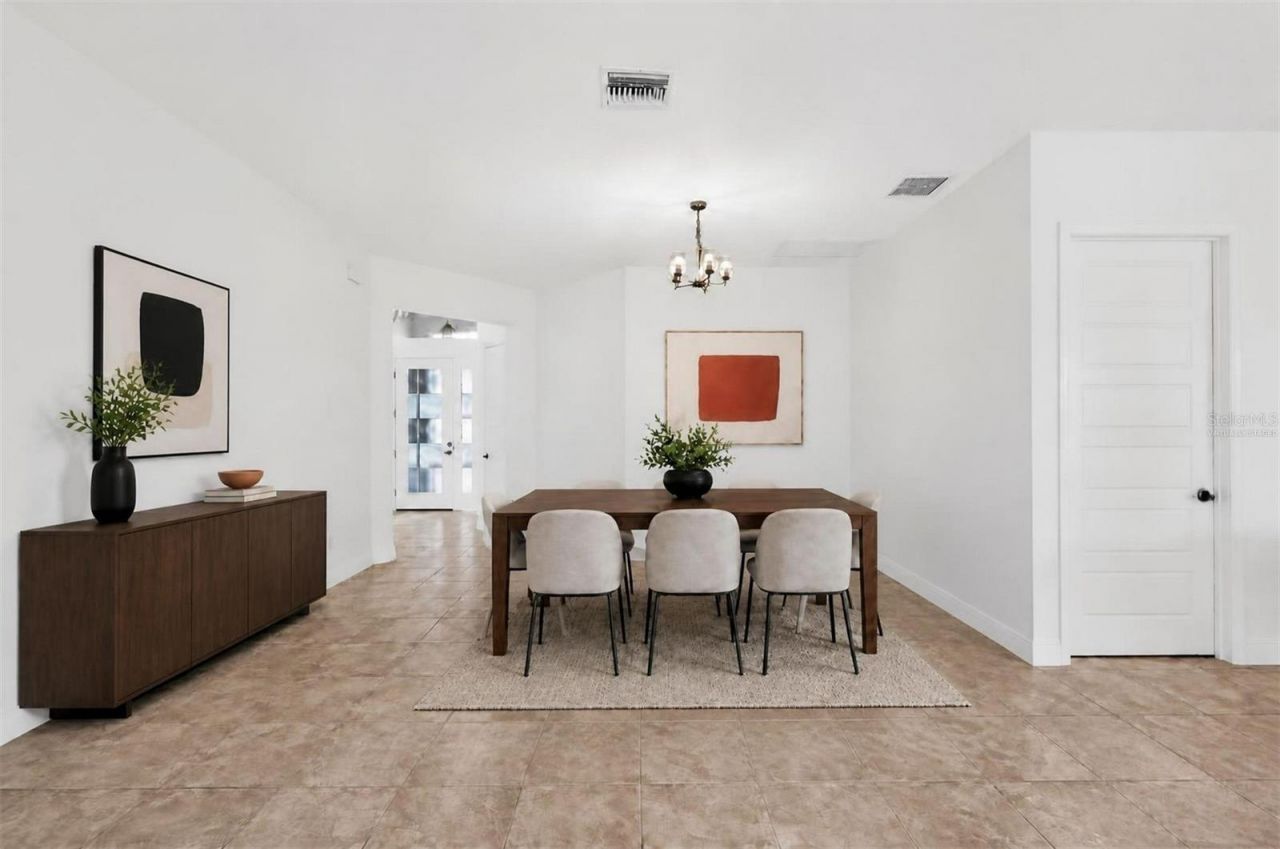 654 Shivers Loop, The Villages, FL 34762 Photo