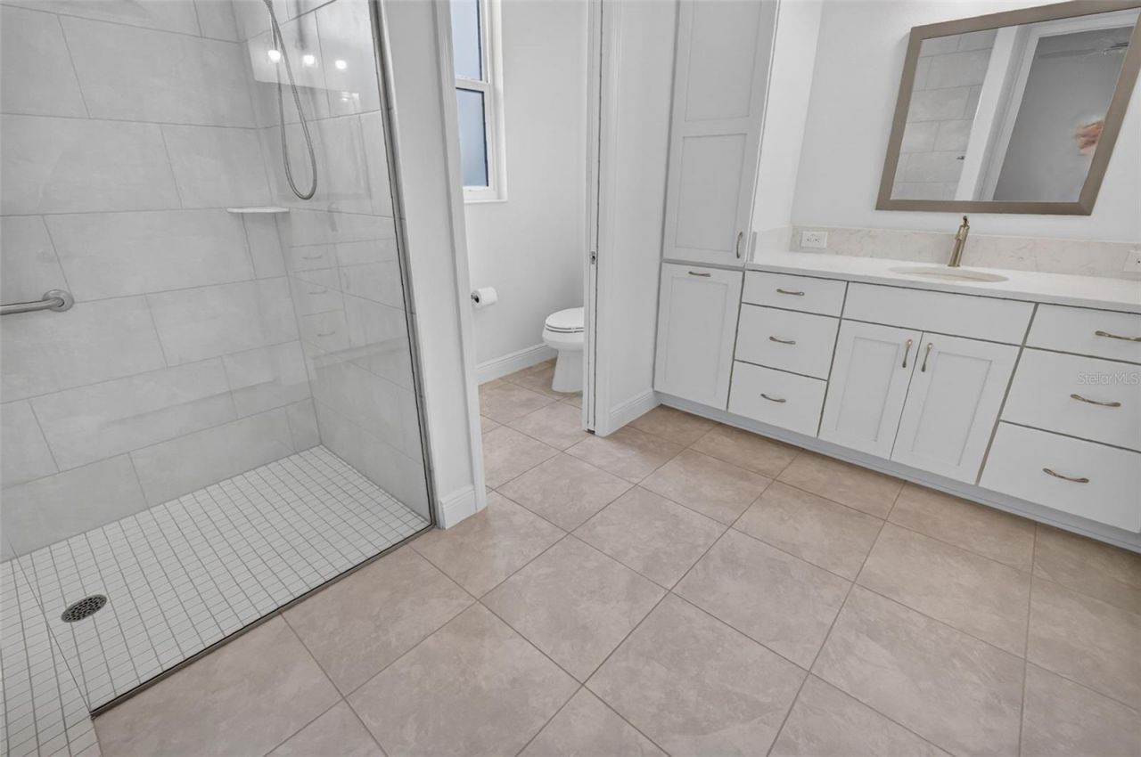 654 Shivers Loop, The Villages, FL 34762 Photo