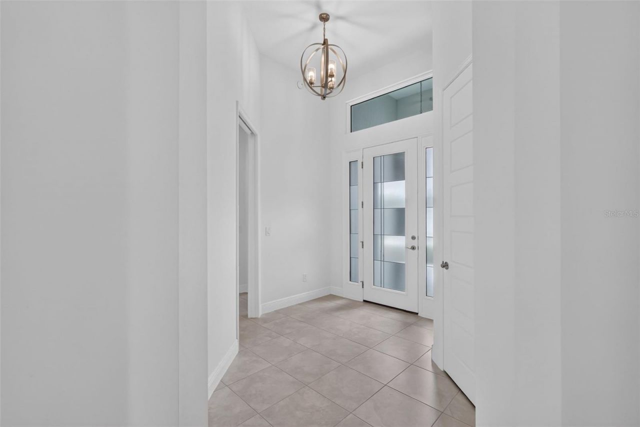 654 Shivers Loop, The Villages, FL 34762 Photo