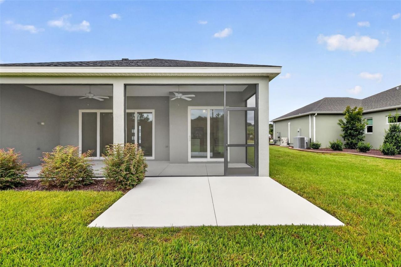 654 Shivers Loop, The Villages, FL 34762 Photo