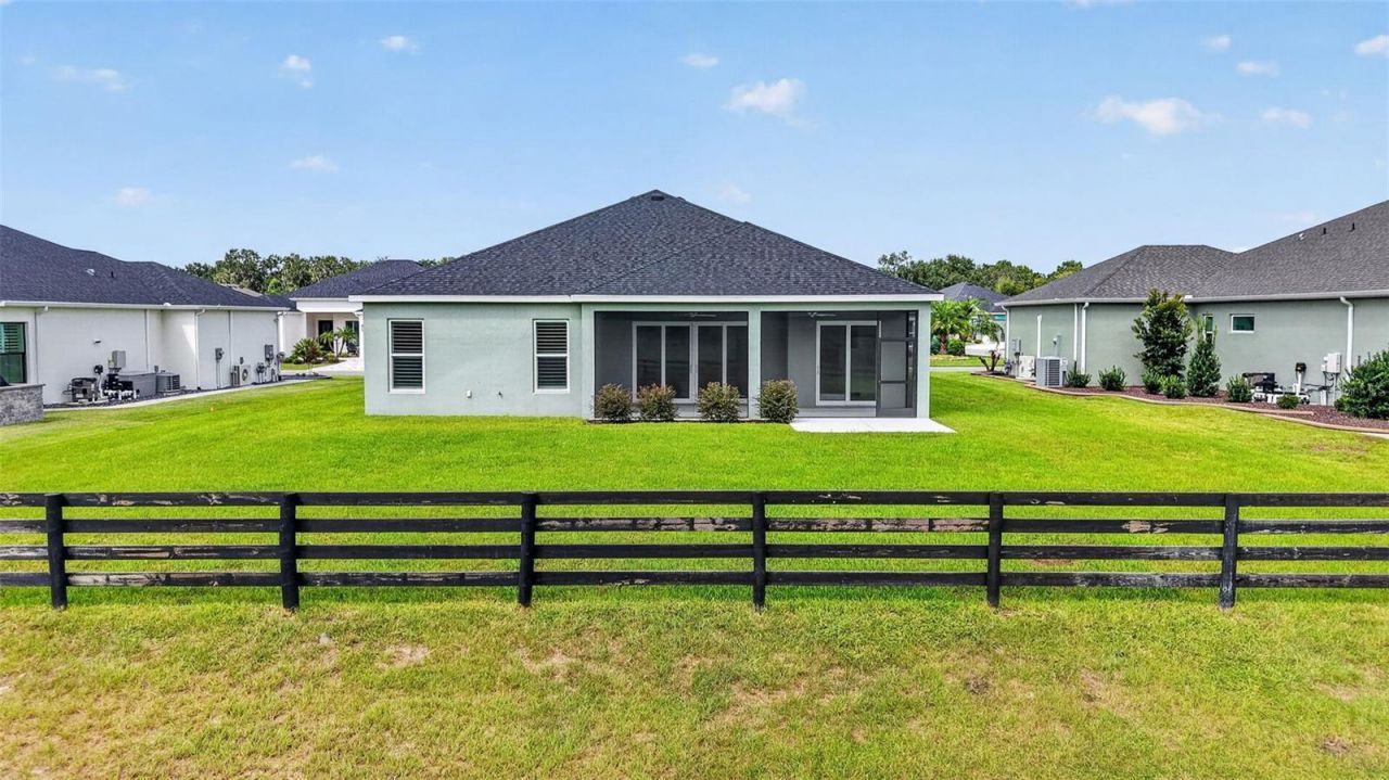 654 Shivers Loop, The Villages, FL 34762 Photo