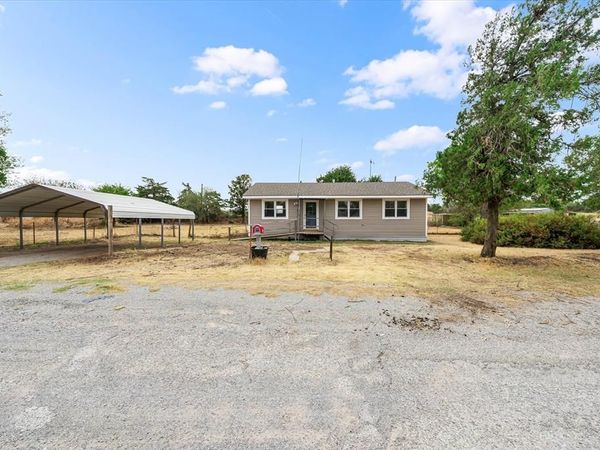 23061 County Road 1377 , Anadarko, OK 73005