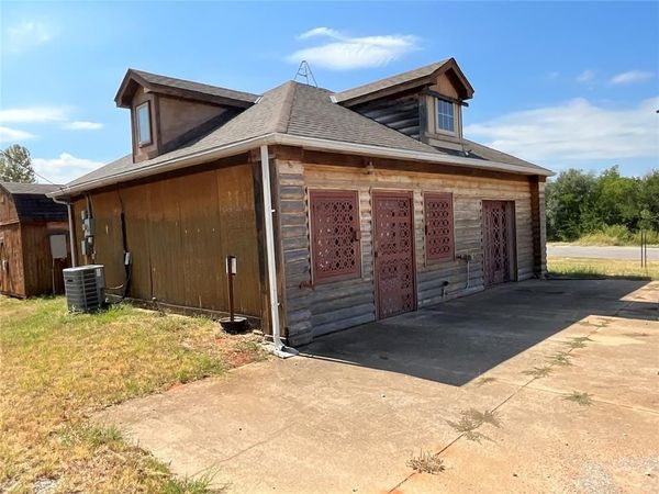 428 N Dogwood Street, Luther, OK 73054