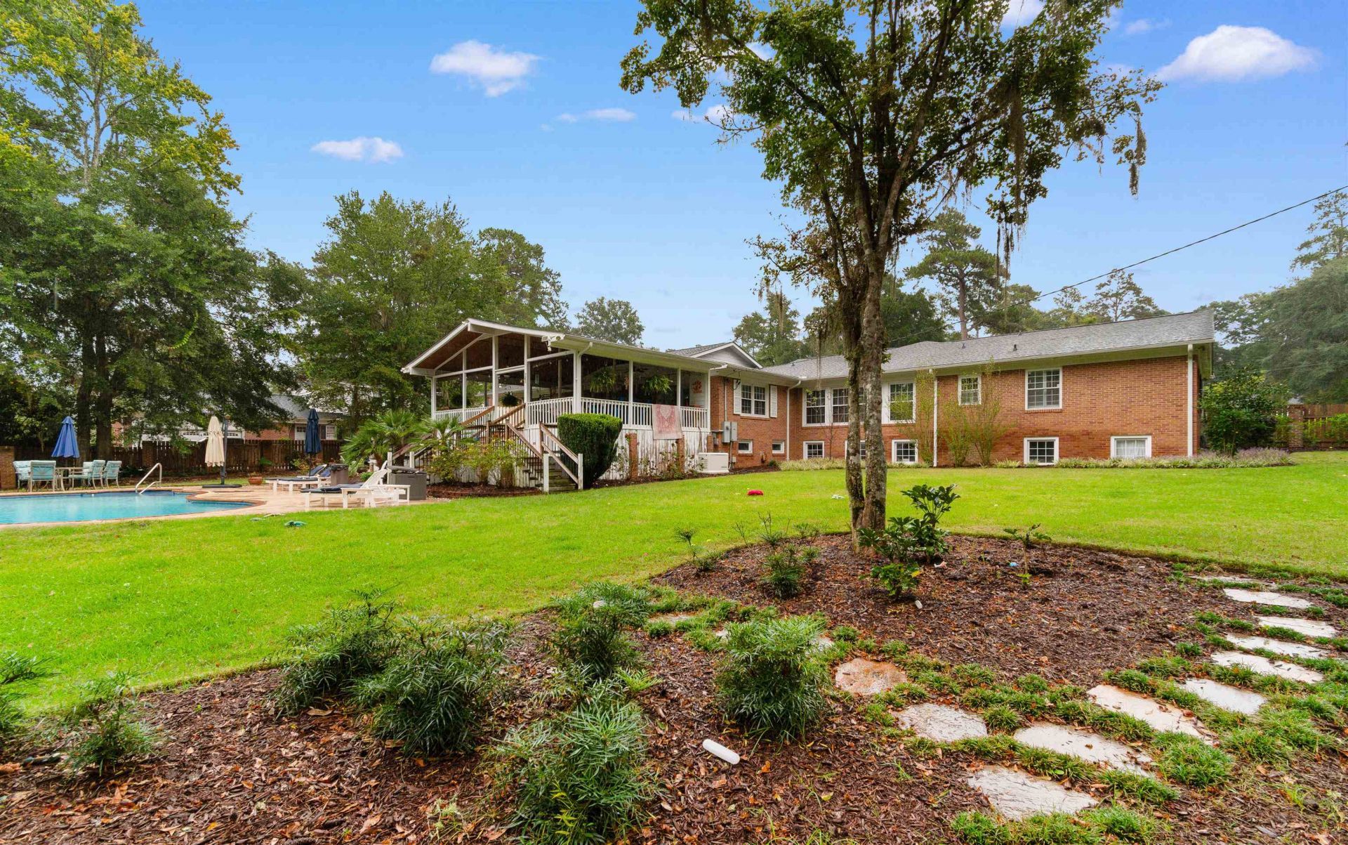803 Woodland Dr.  Photo 50