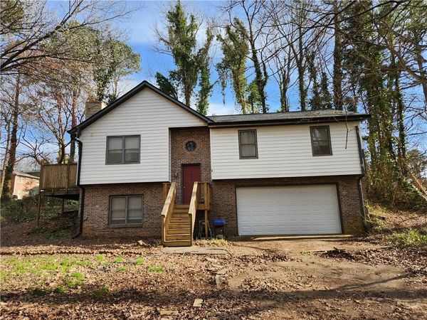 5472 Four Winds Drive SW, Lilburn, GA 30047