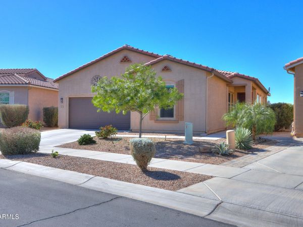281 N QUESTA Trail, Casa Grande, AZ 85194