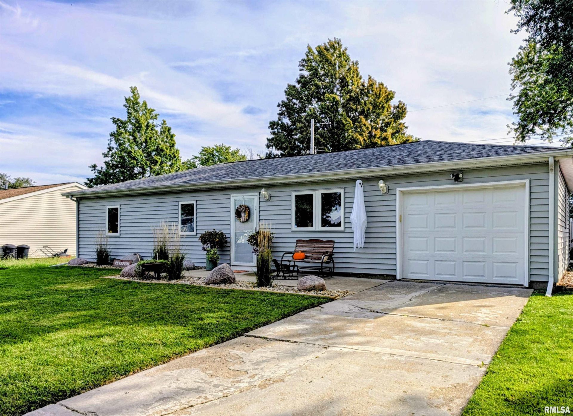 34 Caliente Avenue, Bartonville, IL 61607 Main Photo