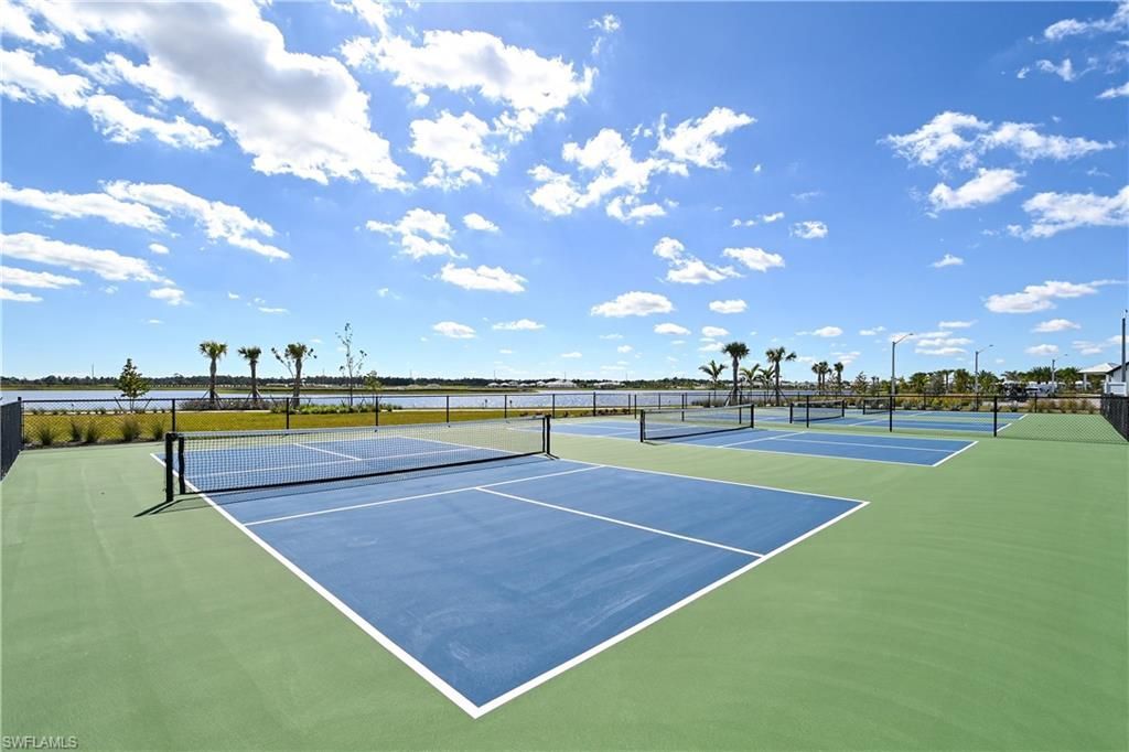 4671 Skysail Dr , Naples, FL 34120 Photo