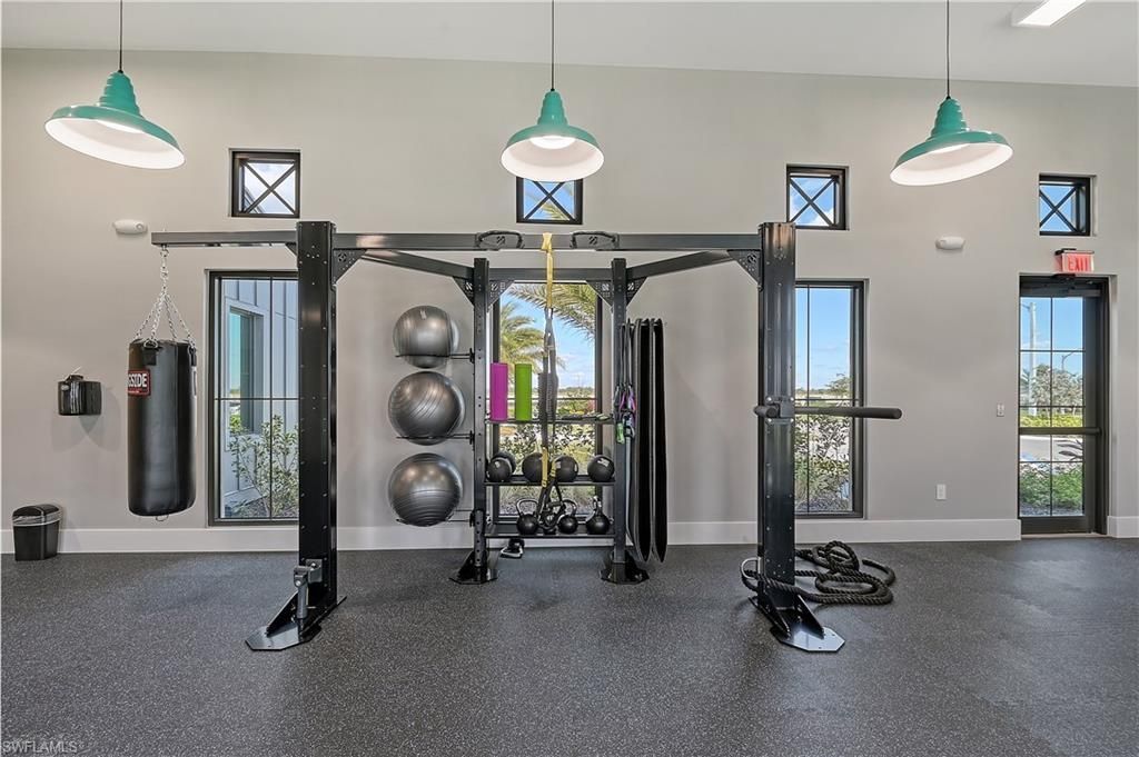 4671 Skysail Dr , Naples, FL 34120 Photo
