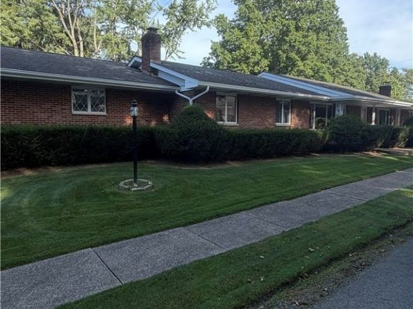 1474 Murray Avenue , Cuyahoga Falls, OH 44221