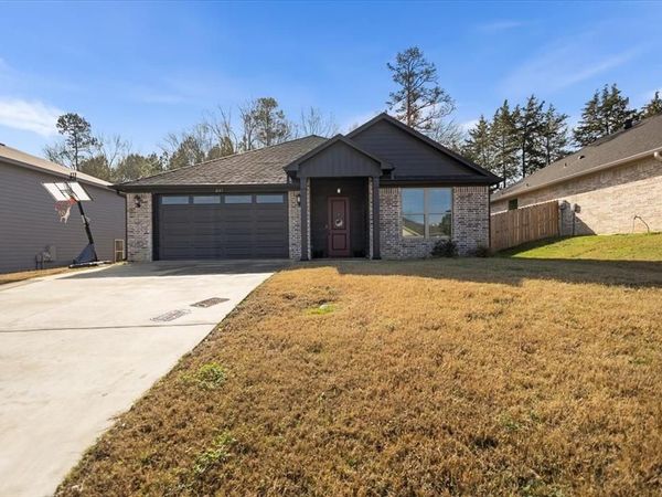 237 Oak Valley Drive , Gilmer, TX 75644
