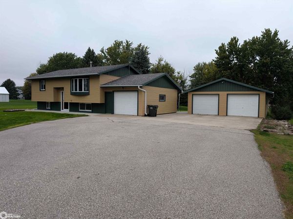 2090 Iowa Ave, Rutland, IA 50582