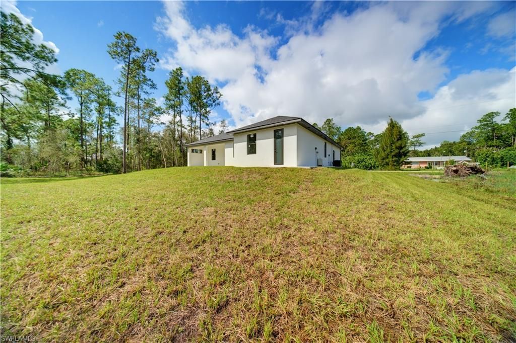 1318 Roosevelt Ave , Lehigh Acres, FL 33972 Photo