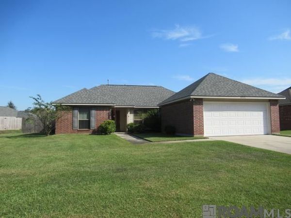 12727 Bonnie Bleu Dr, Denham Springs, LA 70726