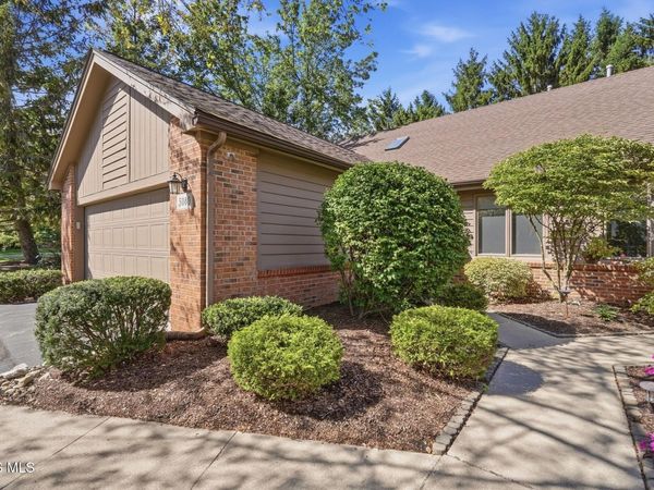 5080 S Main Street , Sylvania, OH 43560