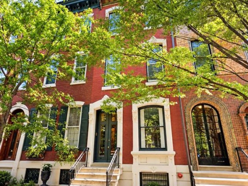 2131 Spruce Street, Philadelphia, PA 19103 Main Photo