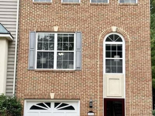 7911 BARCLAY PLACE, WHITE PLAINS, MD 20695