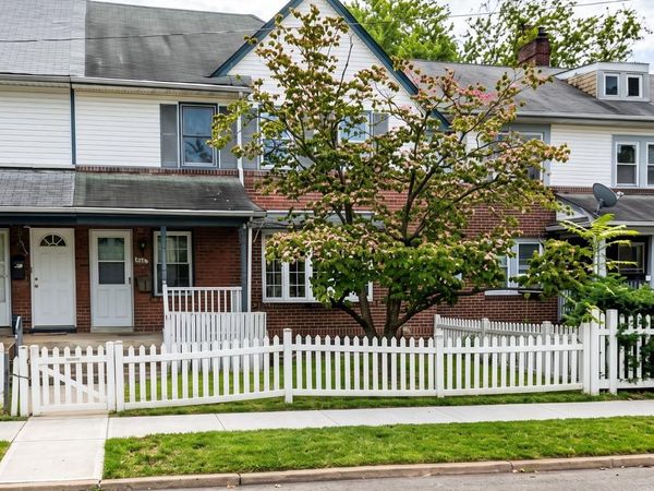 1926 TRENTON AVENUE, BRISTOL, PA 19007