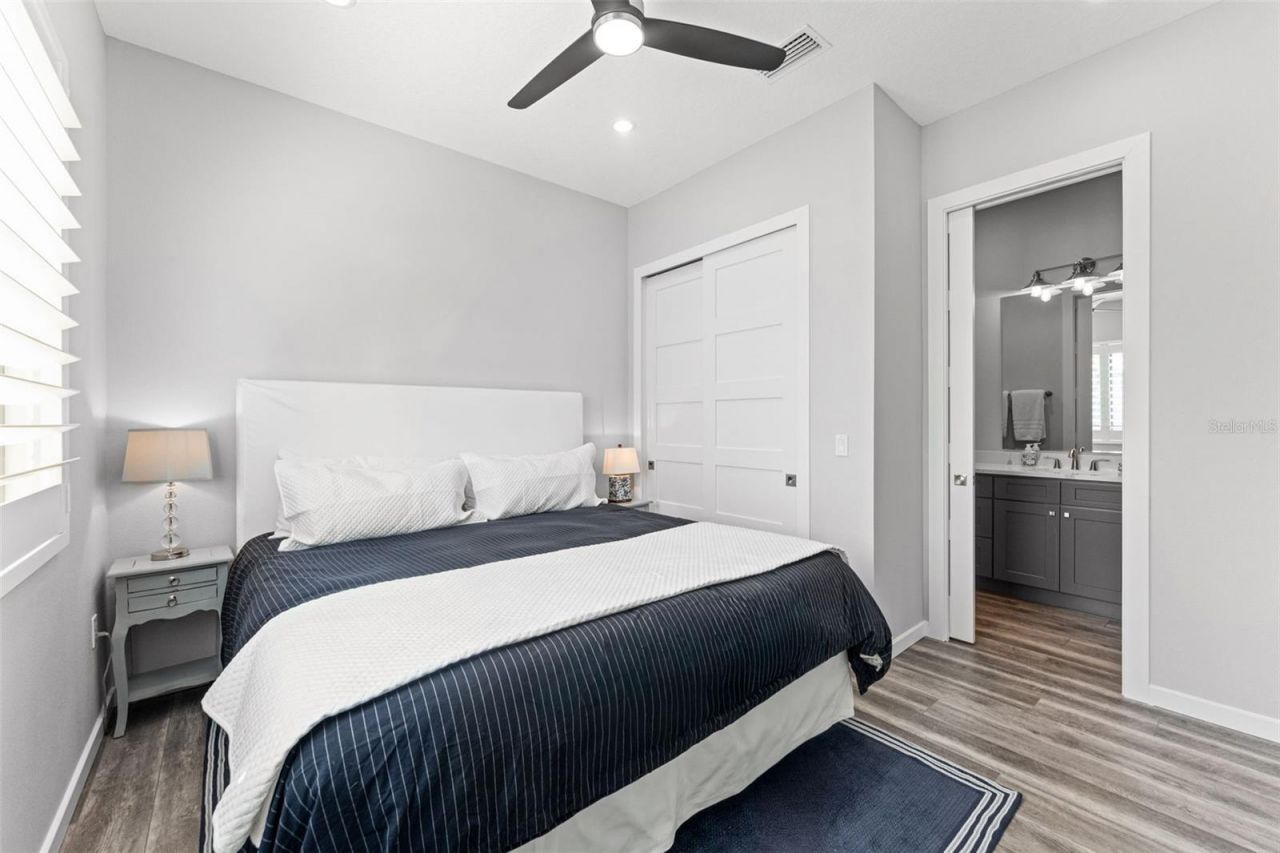 429 Columbus Avenue, New Smyrna Beach, FL 32169 Photo