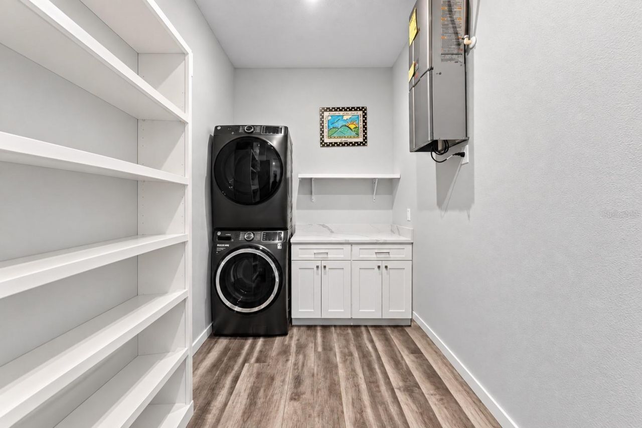 429 Columbus Avenue, New Smyrna Beach, FL 32169 Photo