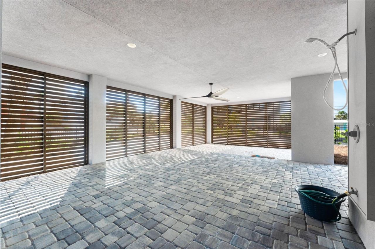429 Columbus Avenue, New Smyrna Beach, FL 32169 Photo