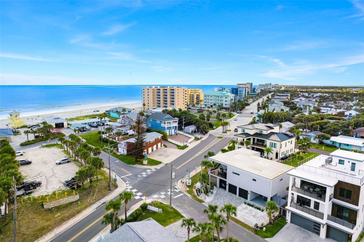 429 Columbus Avenue, New Smyrna Beach, FL 32169 Photo
