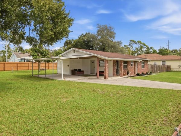 2112 E NEDRO ROAD , TAMPA, FL 33604