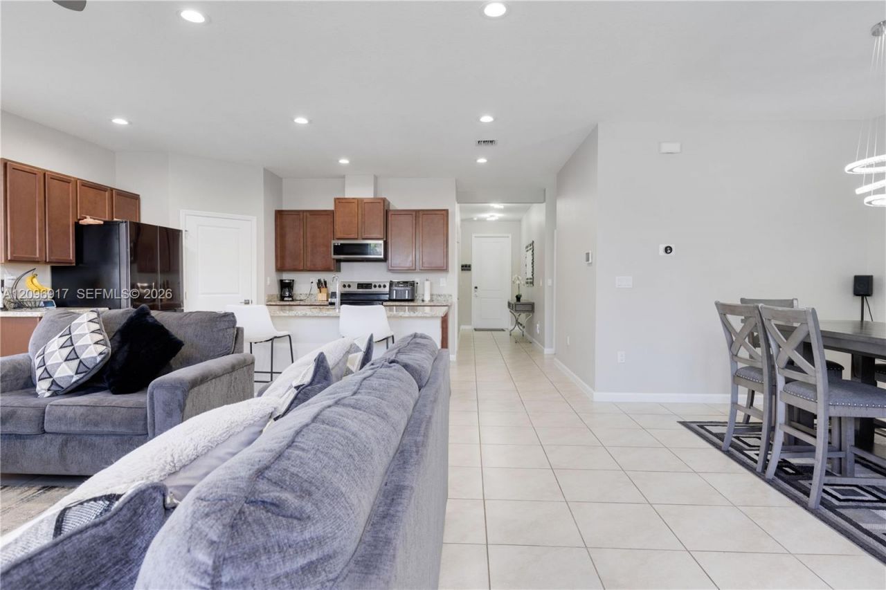 27526 SW 133rd Pl, Homestead, FL 33032 Photo