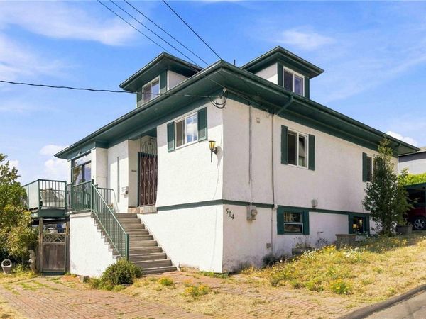 504 Wilson St , Victoria, BC V9A 3G7
