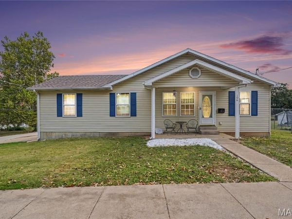 106 S Spruce Street , Bonne Terre, MO 63628