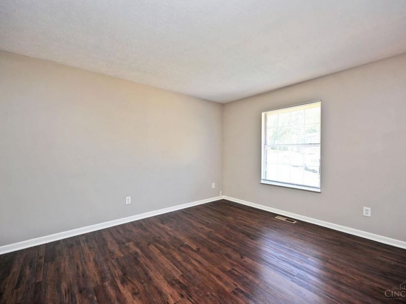 813 Allenwood Court, Delhi Township, OH 45238 Photo 6