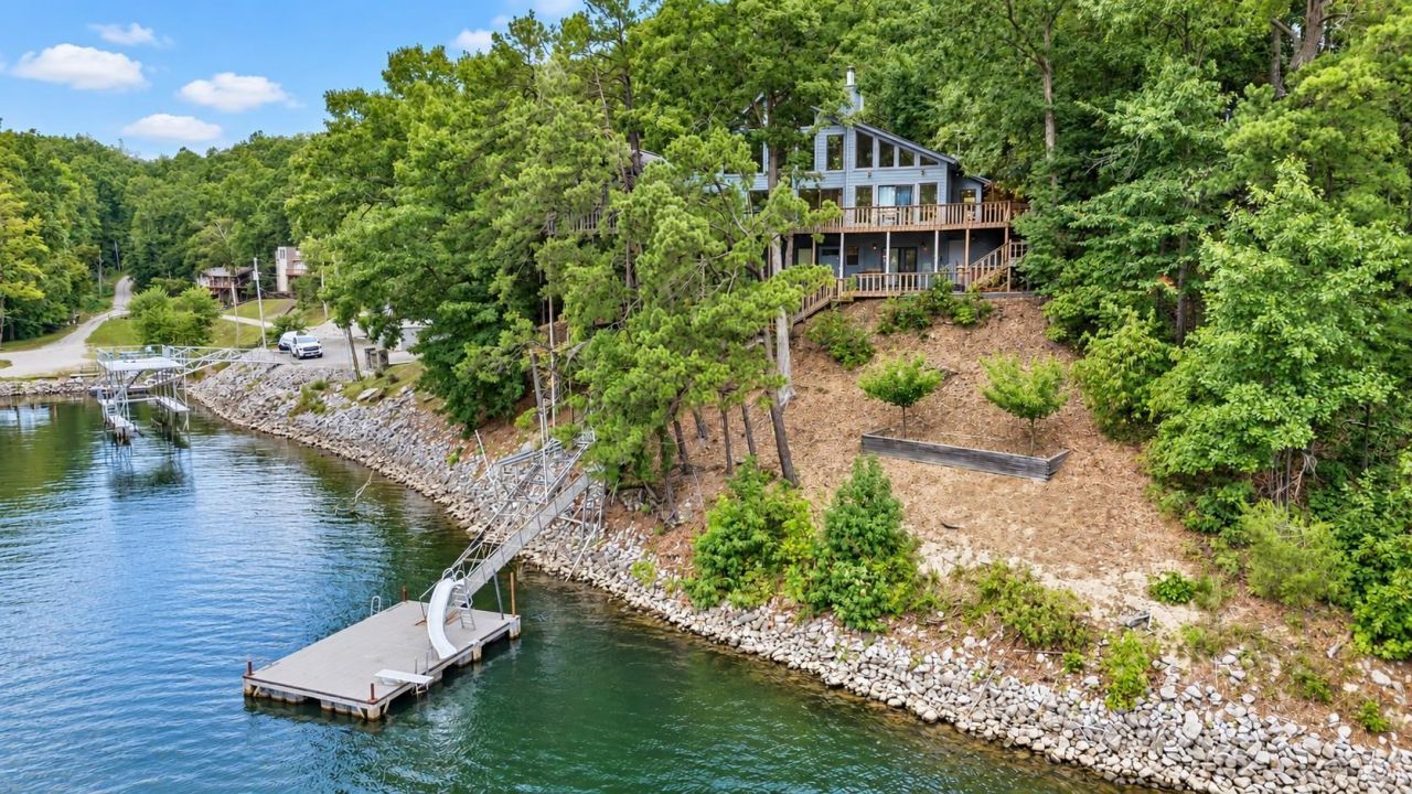 255 HOLLOW LN Counce, TN 38326