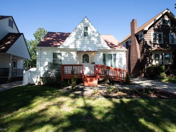 17706 Glenshire Avenue , Cleveland, OH 44135