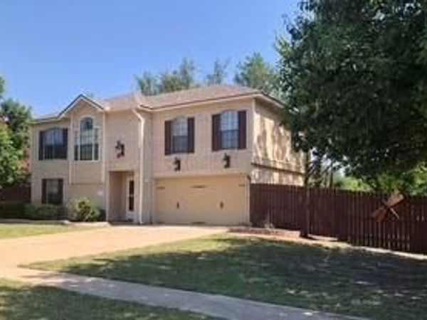 2402 Dennis ST , Copperas Cove, TX 76522