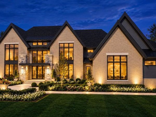 556 Barrington Court , Bloomfield Hills, Mi 48304