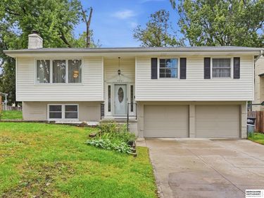 4841 S 93rd Avenue, Omaha, NE 68127