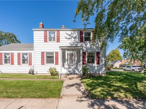 272 Edgewood Avenue , Tonawanda, NY 14223