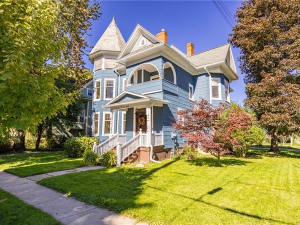 20 Howell Street, Canandaigua, NY 14424