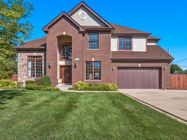 20665 Clarice Avenue, Lincolnshire, IL 60069