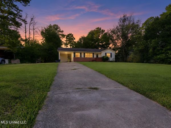 757 Dorgan Street, Jackson, MS 39204