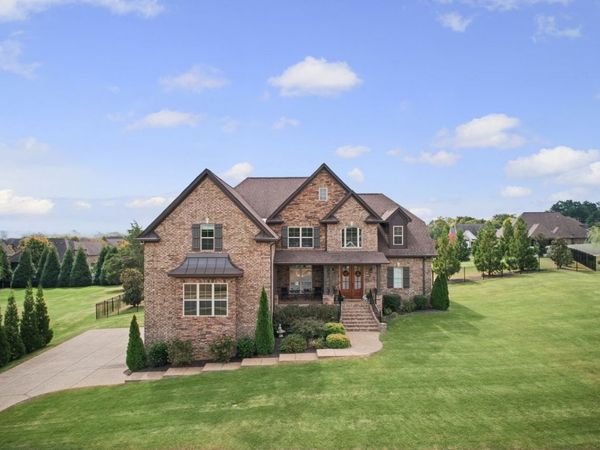 27 Morgan Ln, Lebanon, TN 37087