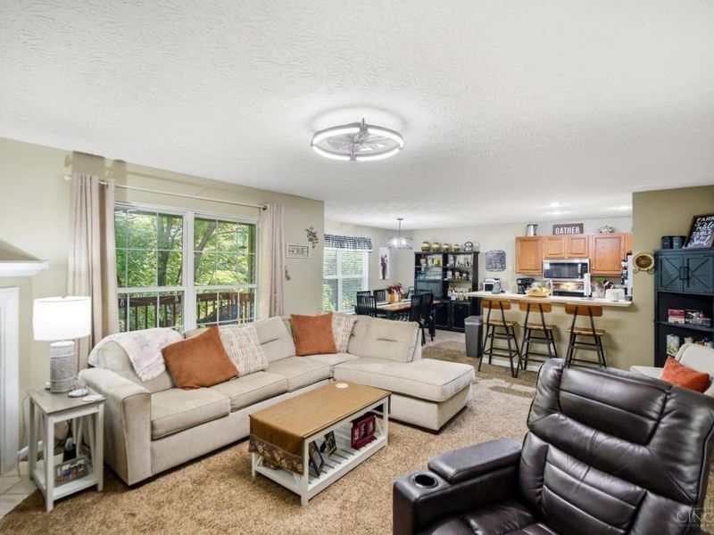 137 High Ridge Court, Fairfield, OH 45014 Photo 6
