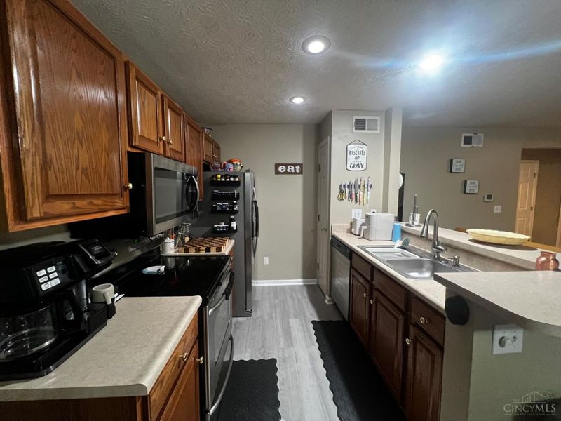 137 High Ridge Court, Fairfield, OH 45014 Photo 6