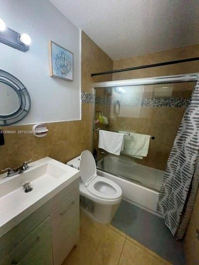 3591 NW 37th St, Lauderdale Lakes, FL 33309 Photo