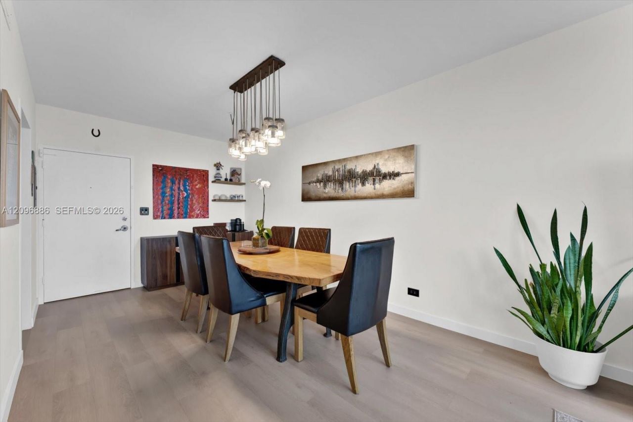 7441 Wayne Ave , Unit 14B, Miami Beach, FL 33141 Photo