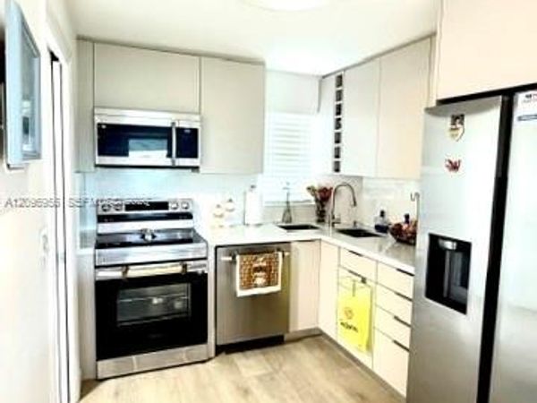 8900 Washington Blvd , Unit 304A, Pembroke Pines, FL 33025