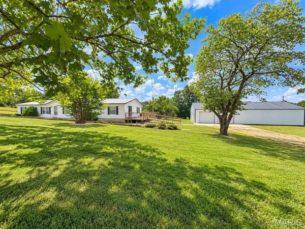 9786 County Road 410, Ellsinore, MO 63937